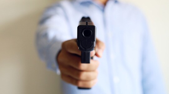 「なぜ人を殺してはいけないの?」…人類の難問に、哲学者カントらが説く“本質”