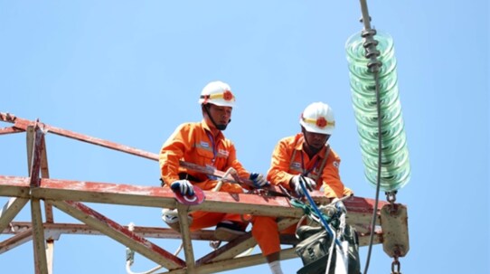 【最新】止まらぬ電気代の高騰…。2022年の損失額約1,740億円、23年には3,600億円超の損失も。アジア地域・ベトナムの現状
