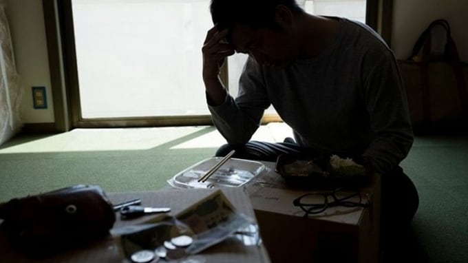 年商1億5,000万円からの転落…都内タワマン暮らしから“週7バイトのアパート暮らし”に堕ちた30代・元開業医の後悔【医師が暴露】