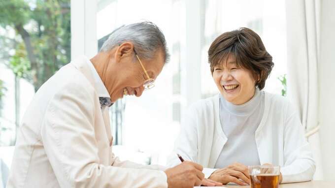 年金15万円、支出25.5万円…「人生100年時代」を脅かす、衝撃の不足額