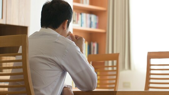 ついに妻が出ていった…「こんな人にはなりたくないと思っていたのに。」DV夫の心理【精神科医が解説】