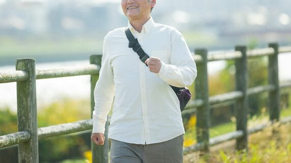 「熟年離婚して、ようやく眠れるようになりました」〈年金月17万円・68歳男性〉市営団地で始まった第二の人生