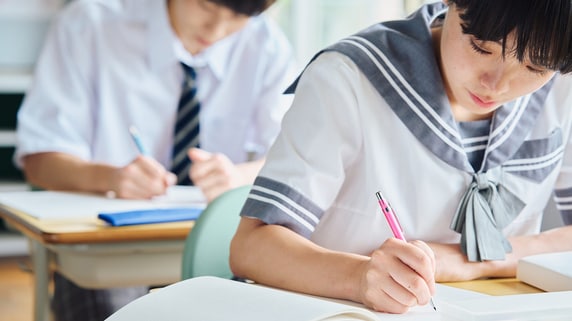 「早く実践的な入試対策へ」は逆効果？ 2027年度医学部入試に向けて、この夏やるべきこと【医系専門予備校・本部教務統括に聞く】