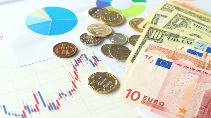 恐ろしい…「長生き×インフレ」で、老後資金が枯渇!? リスク回避に保有したい「インフレに強い資産」の種類【経済評論家が解説】