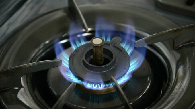 約半分が家庭用!? プロパンガスの流通の現状と歴史