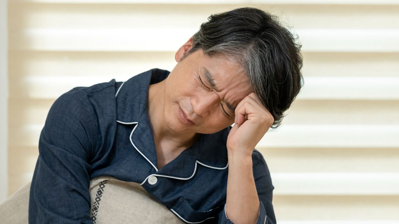 「土曜の朝くらい寝かせてくれ…」〈年収1,150万円・54歳大手管理職〉実母からの着信で飛び起きた休日。年末調整で「親を扶養に入れた」息子の誤算