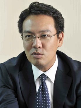 SBIマネープラザ株式会社 常務取締役総合企画部長階戸雅博氏