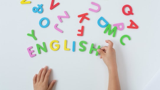  英語を学んでおくと、中学生で「一気に成績が伸びる」深い理由