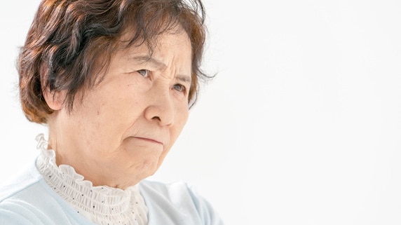 戦慄！認知症の兄の陰に佇む兄嫁の存在…70代独身男性、実家の相続がスムーズに進まない事情にお手上げのワケ【相続の専門家が解説】