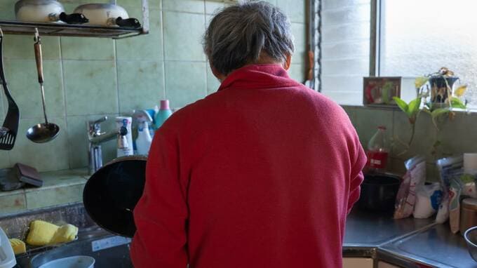 「こんなに人と話さなくなるとは…」年金月18万円・退職金1,200万円で地方移住した68歳父。半年後、娘が気づいた〈老後の孤独〉