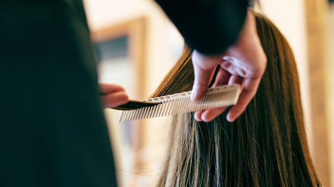 10年以内に92％が離職…年収300万、美容業界の残酷な現実