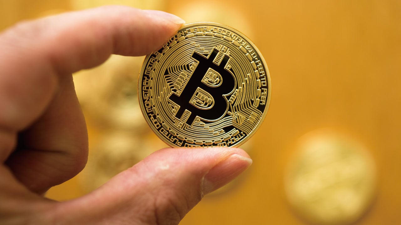仮想通貨の投資法の一つ「バイ・アンド・ホールド」とは?