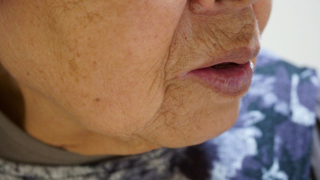 「ここに来てよかったと思える日が来るとは…」年金月20万円・資産2億円の78歳女性、渋々入居した高級老人ホームで出会った〈思わぬ縁〉