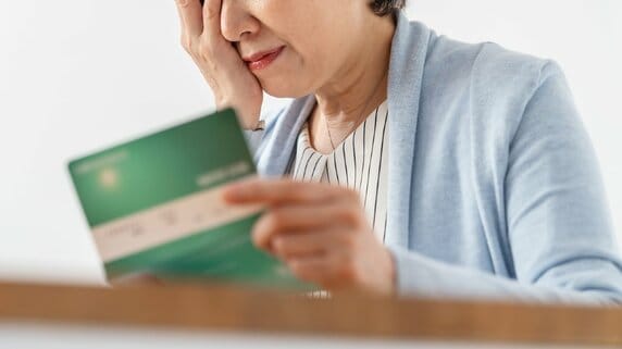 「お祝いは気持ちだけにしたんです」〈年金月14万円・73歳女性〉長女一家とのやり取りが途絶えた理由