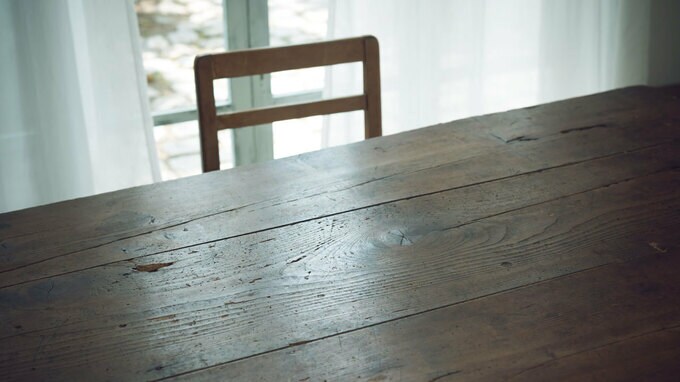 飛驒の常識を覆した「節のある家具」づくりのプロジェクト