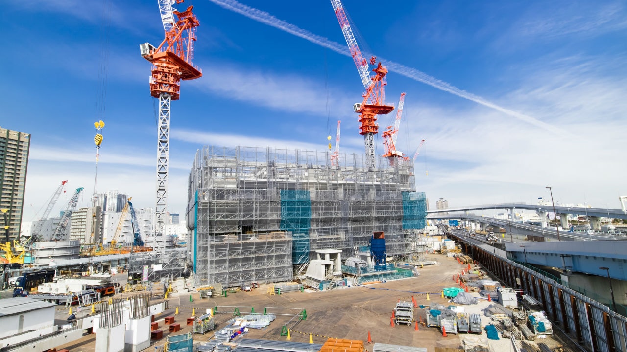 建設資材 荷動き拡大 意外な関連銘柄は?