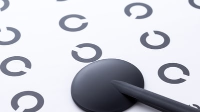 加齢によって、見え方が変わることは自体は避けられない。