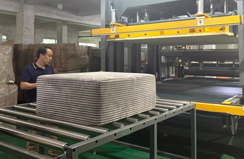 圧縮前のソファ