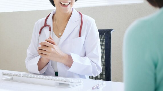 患者は知らない…白内障を「ずっと目薬で治療する医師」の魂胆