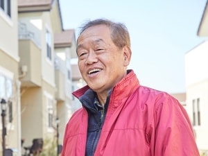 オーナーのTさん。時とともに少しずつ姿を変えていく物件を見るのが楽しいという