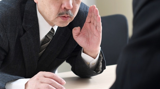 年収980万円の50歳エリート課長、尊敬する59歳上司の“告白”に思わず「なにかの間違いでは？」…高所得者に多い「老後破産」の恐怖【CFPの助言】