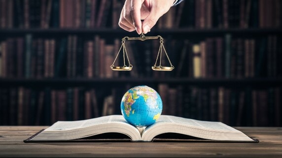 海外不動産投資の「最重要事項」…国別・地域別の法的リスクマップ【特定行政書士が解説】 