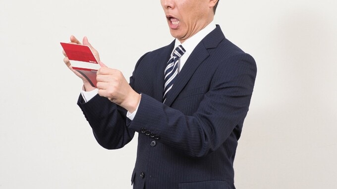 「あれ、言ってなかったっけ？」〈年金月6万円〉で暮らす78歳母、“毎月50万円”が振り込まれる〈秘密の副収入〉に息子が仰天