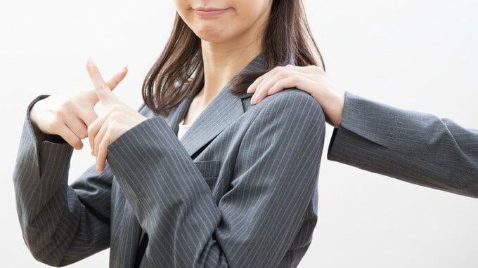 セクハラ加害者「その処分、重すぎない!?」…〈卑劣行為〉と〈処分内容〉悩ましいバランスの問題【弁護士が解説】