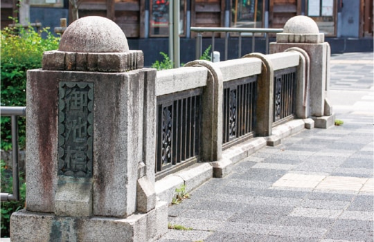 出所：『京都・大阪・神戸 名建築さんぽマップ　増補改訂版』（エクスナレッジ）より抜粋