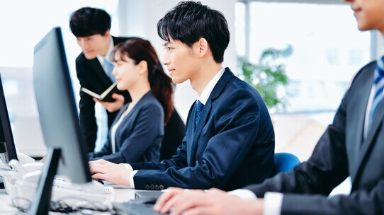 オフィス回帰が始まった?社員の15%が「在宅勤務」とりやめたワケ
