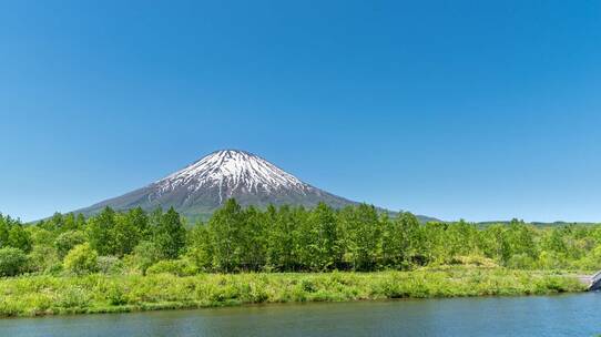 なぜ「北海道・ニセコ」は外国人富裕層から愛されるのか?
