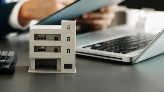 タワマン売却益、夫婦なら「6,000万円」まで非課税に。知らないと損する「特別控除」の活用術