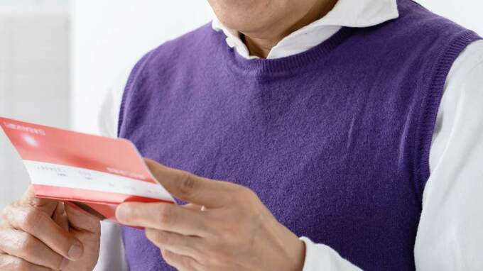 「資産は十分あるはずでした」〈貯蓄5,000万円・70歳男性〉海外旅行を楽しんだ1年後に青ざめた理由
