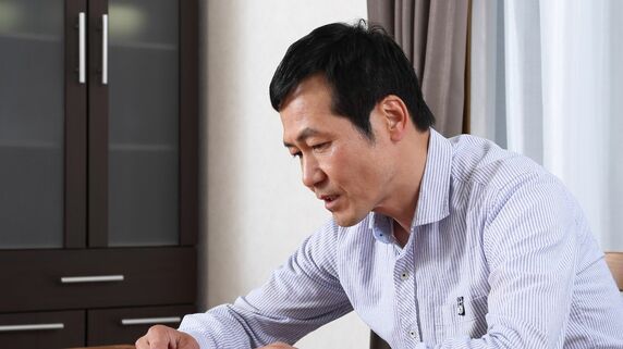 「2,000万円もつぎ込んだのに」…父の夢、破れる。都内有名高校→名門私立大学に進学した長男が「就職せずにカフェでバイト」の現実