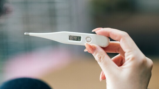 37.5℃以上が「発熱」?…意外と知らない「熱」のギモン【総合診療医が解説】