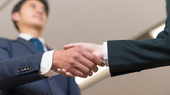 「M&A仲介＝悪」の誤解…調整役が果たす本当の役割とは【公認会計士が解説】