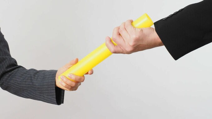 経営力を落とさずに病院を承継･･･どの程度の準備時間が必要？