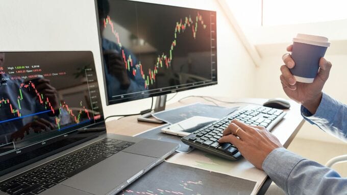 どれを買うか迷ったらシンプルに「業界首位の株」を選べばよい＜納得の理由＞【資産1億円超えの兼業投資家が解説】