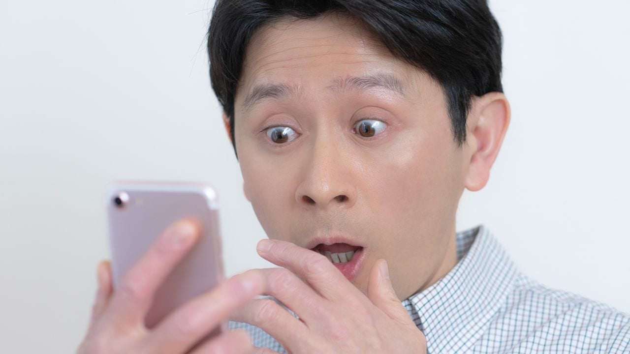 「何かあれば実家に戻ればいい」〈月収15万円〉自由を謳歌する48歳、思わず言葉を失った79歳母からの「衝撃LINE」の中身