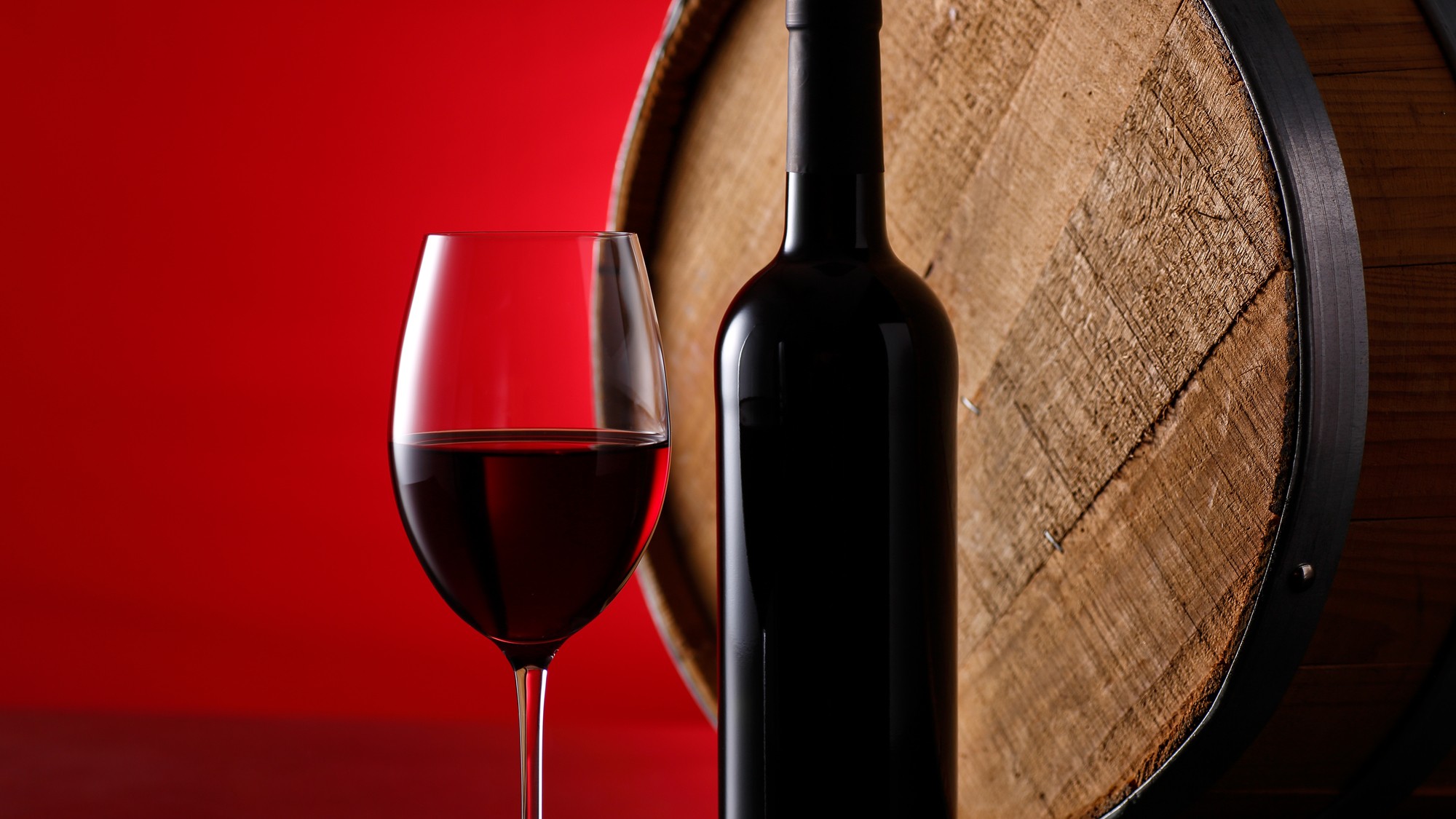 未完のボルドーを「先物売買」…ワイン投資は儲かるのか？