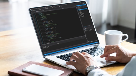 社長が完全フルリモートの企業。「社長」と「社員」の距離が近い理由〈父親の老舗中小企業を継いだ経営者が実体験を解説〉