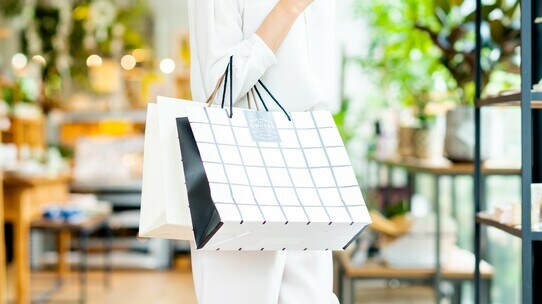 買い物が楽しかった時代…相次ぐ店舗閉鎖は本当に正しいのか?