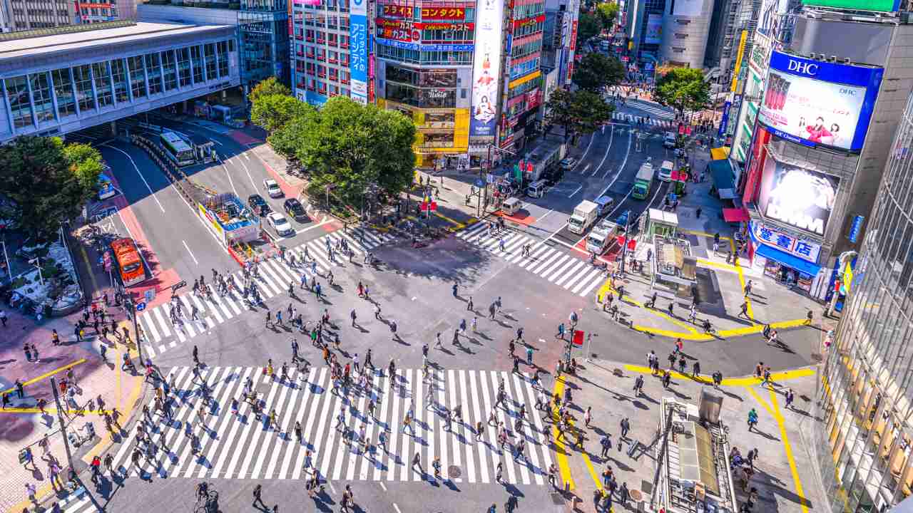 日本は先進国で唯一「経済の心肺停止状態」にある！20年以上も給料が上がらない残酷な理由