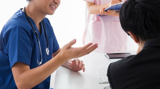 診療時間の短縮でむしろ増収…院長「なぜか患者も増えました」