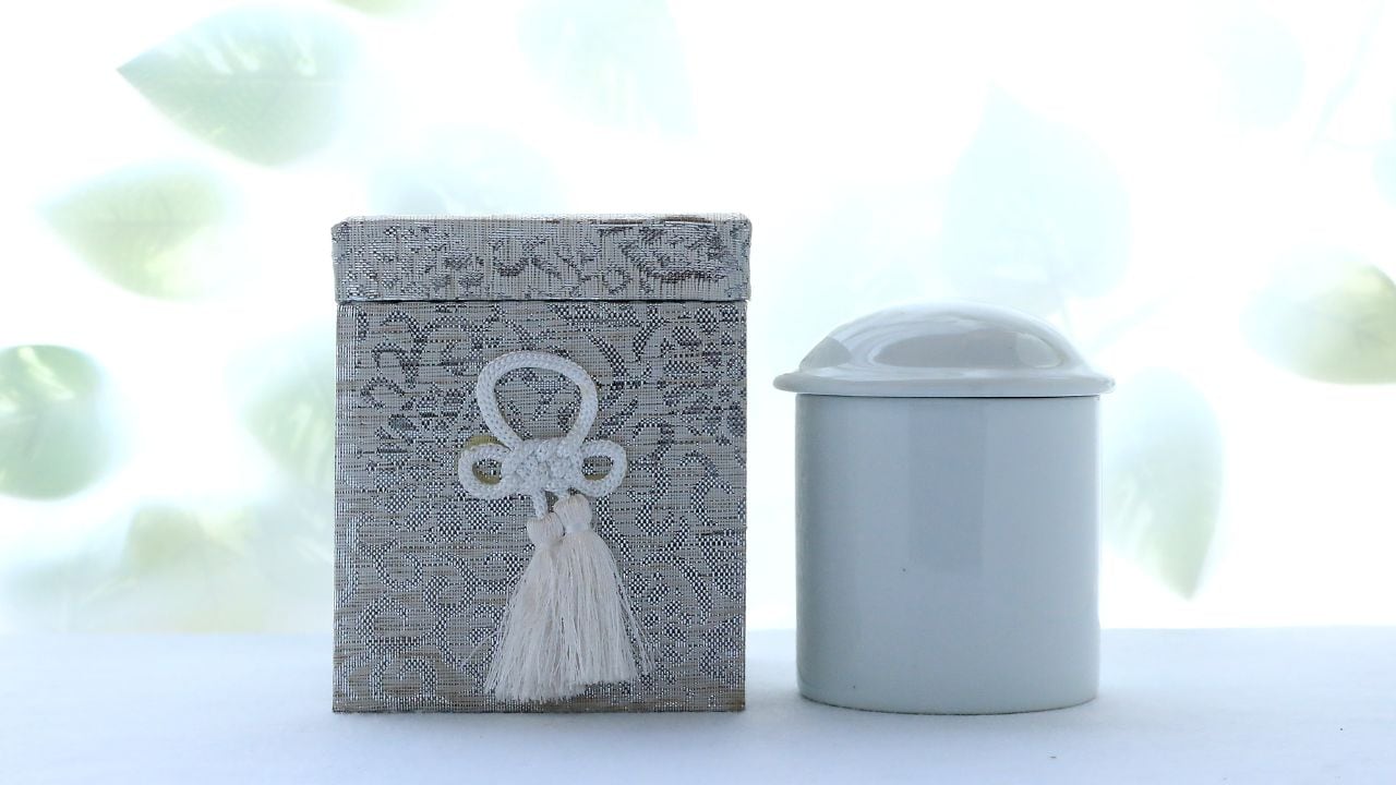 「もう、焼くだけでいい…」年金月12万円・70歳父の孤独死に直面した38歳息子。直葬に即決も「まさかの代償」に吐き気