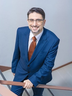 エミン・ユルマズ