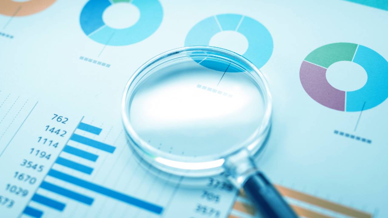 【企業のプロモーション戦略】消費者の心理をつかむ「AIDMAモデル」とは何か?