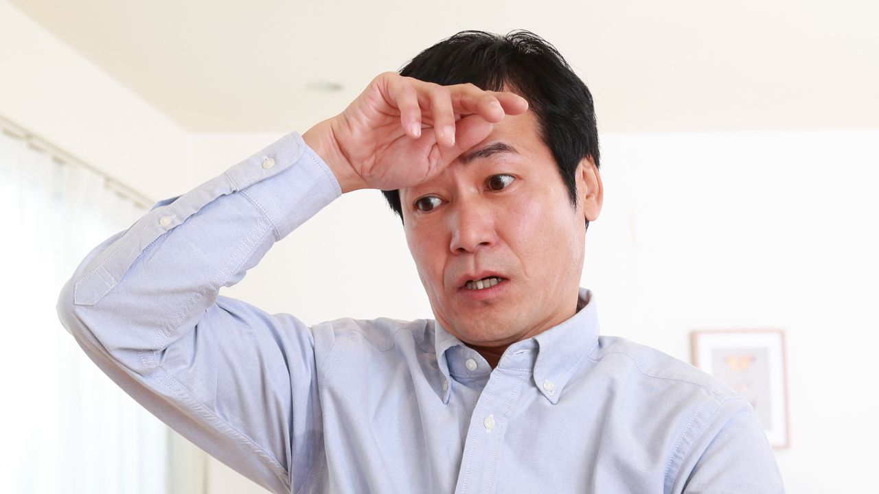 危機一髪でした…「300万円詐欺」を未然に防いだ52歳長男、〈年金月13万円〉82歳母から実家を締め出された理由