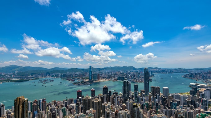 総資産数千億円…「船上レジデンス」に住むビリオネアの教育観