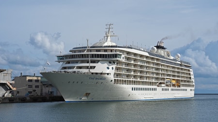 船上レジデンス「The World」